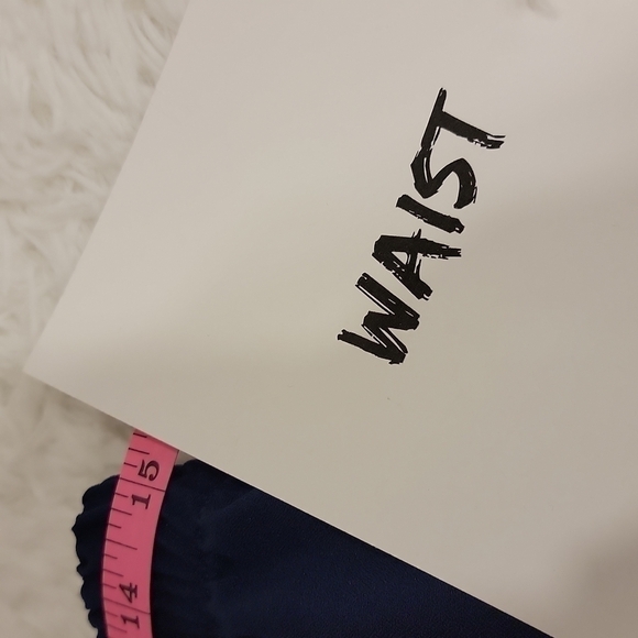 𝅺KATHIE Lee 2 piece navy blue trimmed in white pantsuit size medium - Picture 7 of 10